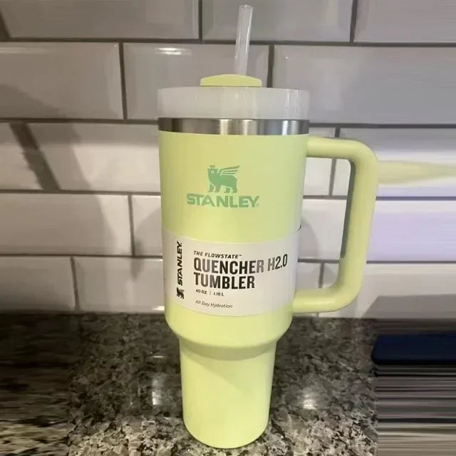 Copo Stanley Quencher H2.0 FlowState Tumbler 30oz em Aço Inoxidável com Tampa e Canudo - Allport Shop